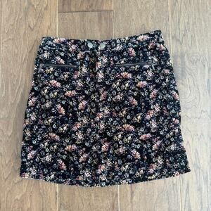 Y2k mossimo black corduroy floral skirt